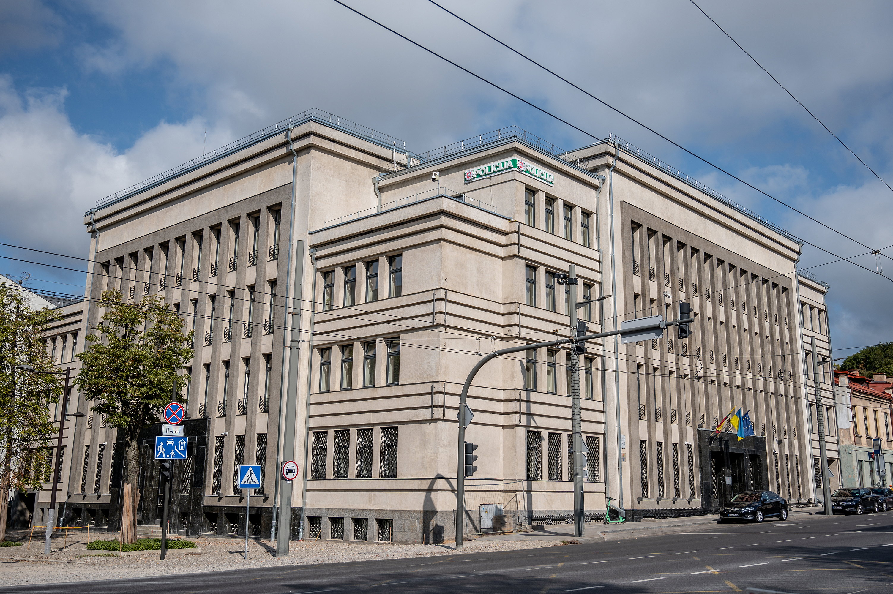 www.modernist.kaunas.lt